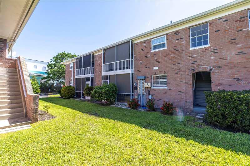 2 bedroom Condominium at 4115 34th Way #195, Patriot Square Apts, St Petersburg — photo 1