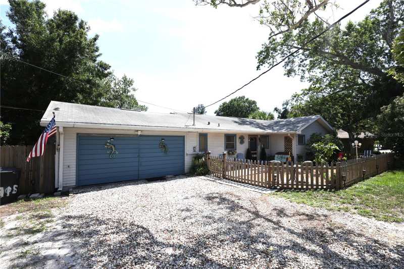 3 bedroom Single Family Residence at 915 Dempsey Street, Lake Belleview Add, Clearwater — photo 1