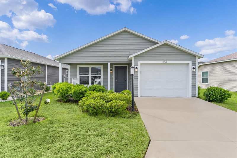 2 bedroom Villa at 1926 Hux Court, The Villages, The Villages — photo 1