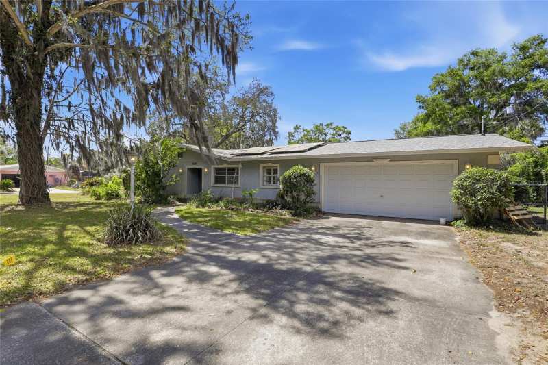 3 bedroom Single Family Residence at 4006 NW 36th Terrace, Wimberlyy Estate Myricks Add Rep, Gainesville — photo 1