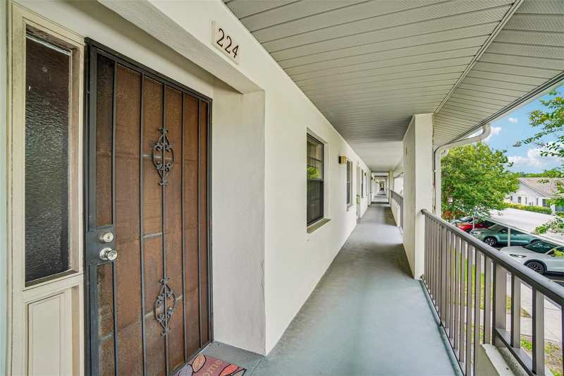 2 bedroom Condominium at 1601 43rd Street #224, Harshaw Lake Park Condo, St Petersburg — photo 1