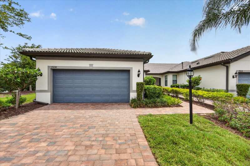 2 bedroom Villa at 17658 Camden Drive, Del Webb Ph III Subph 3A, 3B & 3C, Bradenton — photo 1