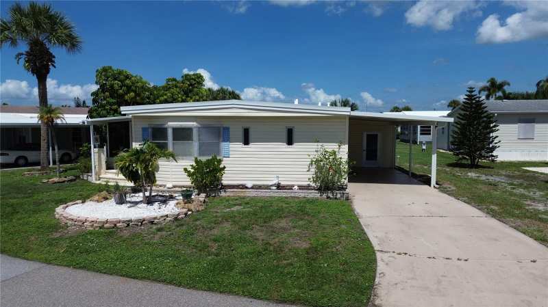 2 bedroom Manufactured Home at 2100 Kings Highway Trail #116, Maple Leaf Estates, Port Charlotte — photo 1