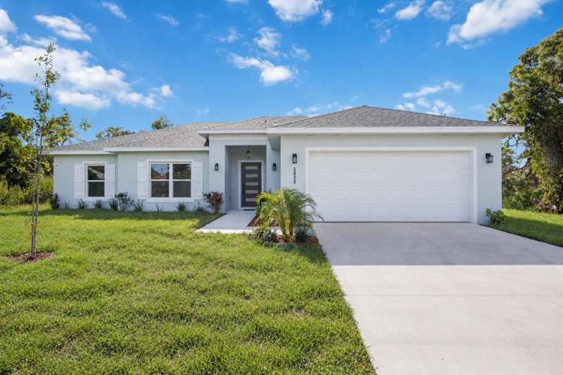 4 bedroom Single Family Residence at 5820 Oxalis Road, South Venice, Venice — photo 1