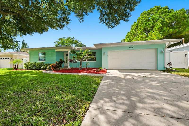 3 bedroom Single Family Residence at 1359 Howard Street, Brookhill, Clearwater — photo 1