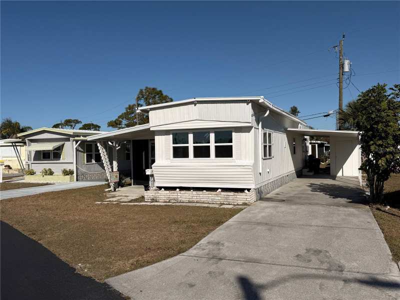 2 bedroom Mobile Home at 1800 Englewood Road #136, Oak Grove, Englewood — photo 1