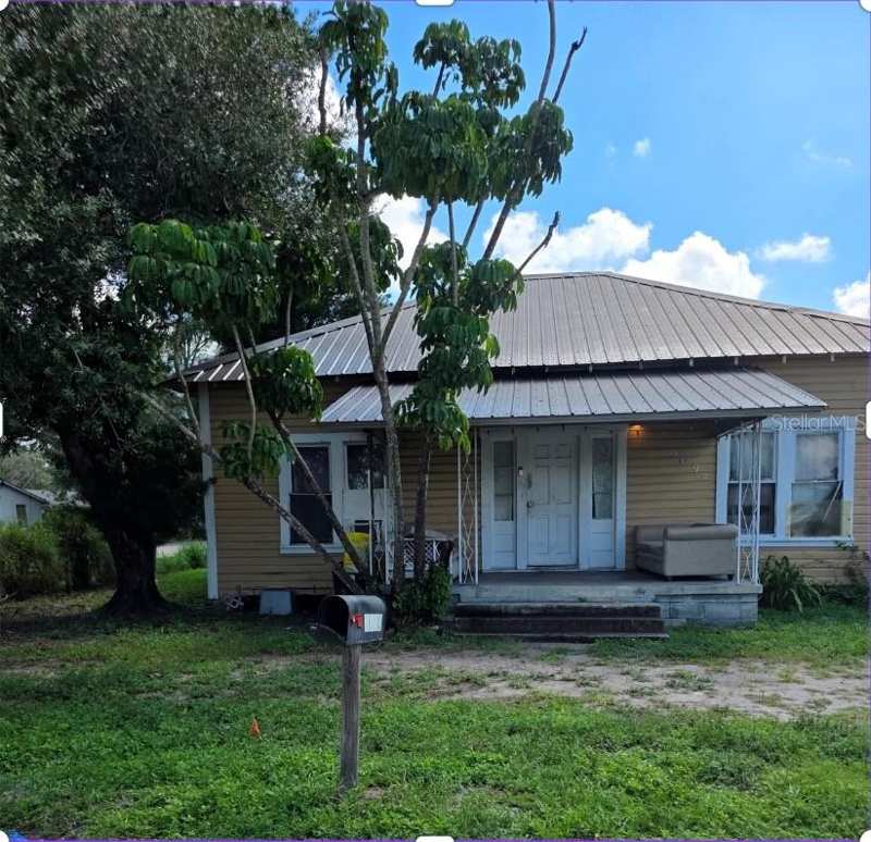 3 bedroom Single Family Residence at 1092 SE Hillsborough Avenue, King & Baker Sub, Arcadia — photo 1
