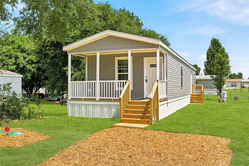 2 bedroom Manufactured Home at 4241 E Hawaii Lane, Hernando City Heights Inc, Hernando — photo 1