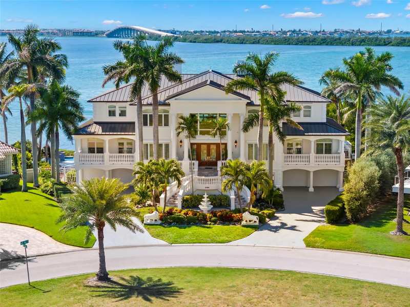 5 bedroom Single Family Residence at 6199 54th Street, Bayway Isles Unit 2 Rep, St Petersburg — photo 1