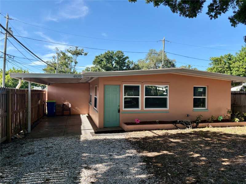 2 bedroom Single Family Residence at 4920 45th Avenue, Caledonia Sub, St Petersburg — photo 1