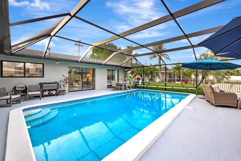4 bedroom Single Family Residence at 5103 Pelican Boulevard, Cape Coral, Cape Coral — photo 1