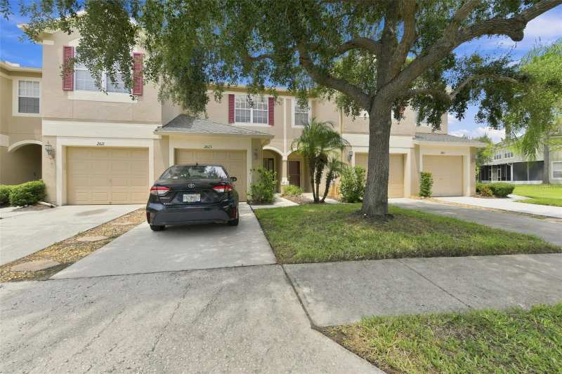 2 bedroom Single Family Residence at 2823 Conch Hollow Drive, Vista Cay, Brandon — photo 1