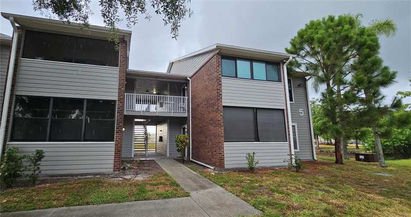 1 bedroom Condominium at 1400 Gandy Boulevard #512, Windjammer Condo, St Petersburg — photo 1