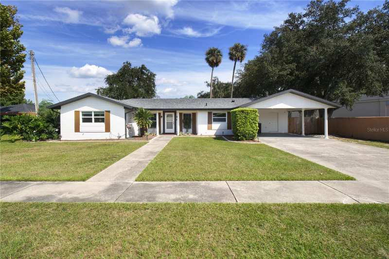 4 bedroom Single Family Residence at 920 Orange Avenue, Tavares Lakewood Park, Tavares — photo 1