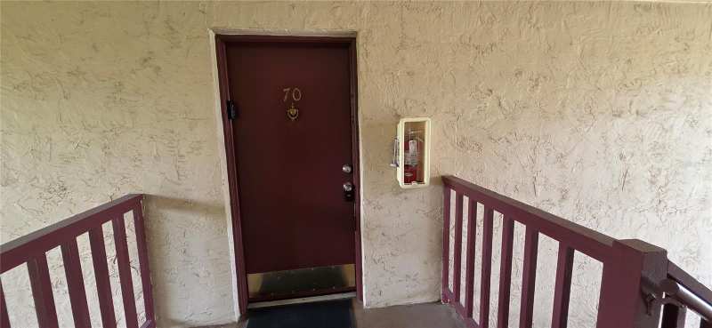 1 bedroom Condominium at 3814 N Lake Drive #70, Whisper Lake A Condo, Tampa — photo 1