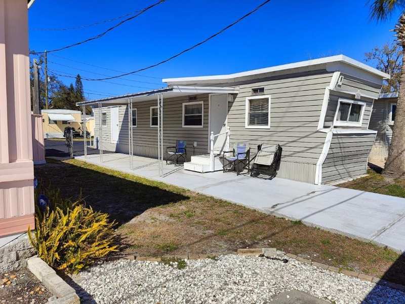 2 bedroom Mobile Home at 5649 Oak Ridge Avenue, Cotee River Mobile Home Coop, New Port Richey — photo 1