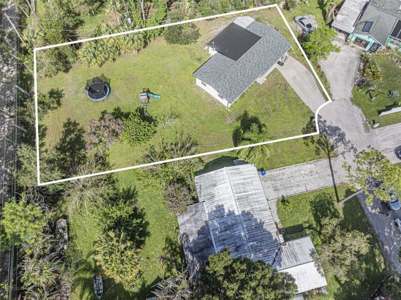 3 bedroom Single Family Residence at 2755 6th Place, Carll Heights, Vero Beach — photo 1