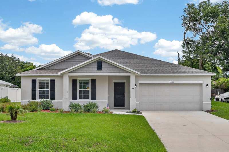 4 bedroom Single Family Residence at 2323 Fern Palm Drive, Florida Shores Unit 10, Edgewater — photo 1