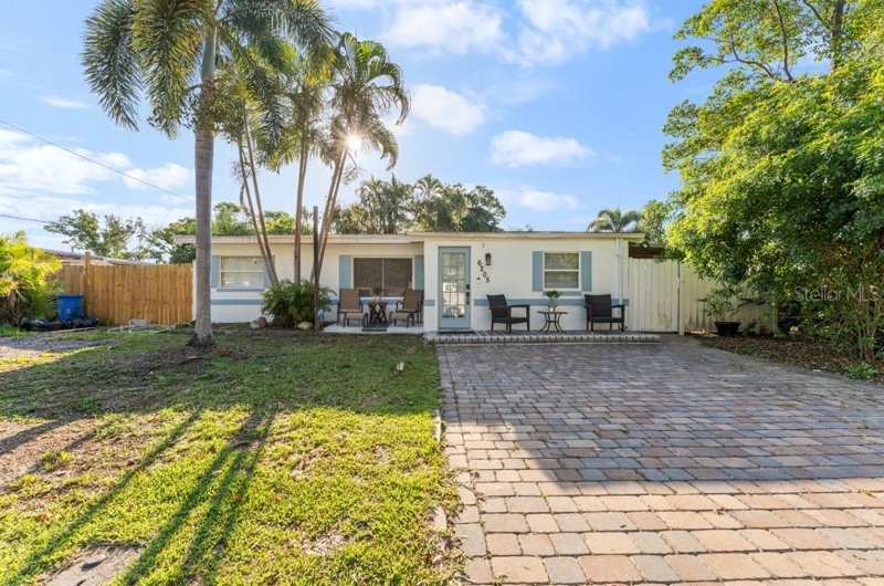 3 bedroom Single Family Residence at 6205 65th Street, Carpenter Park, Pinellas Park — photo 1