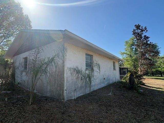2 bedroom Mobile Home at 37247 Northside Drive, Unrec Portions SE 01/4 NW 01/4 & NW 01/4, Zephyrhills — photo 1