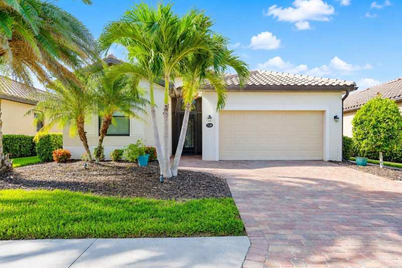 4 bedroom Single Family Residence at 7130 Quiet Creek Drive, River Strand, Bradenton — photo 1