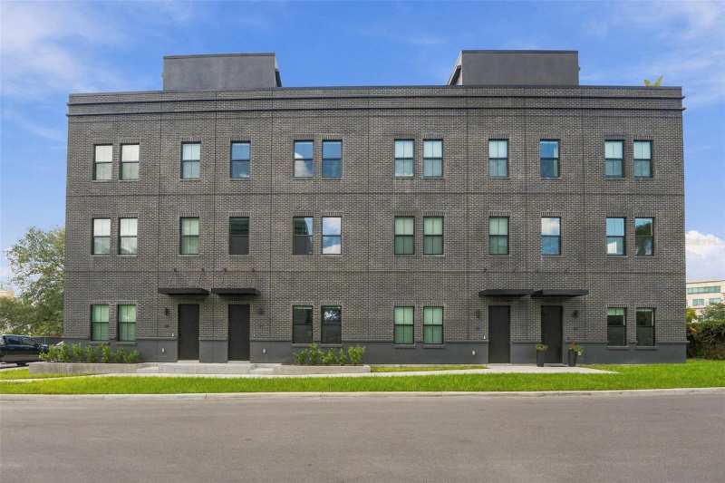 3 bedroom Townhouse at 1218 E Kay Street #27, Canvas Tpa Townhomes Phase 1, Tampa — photo 1