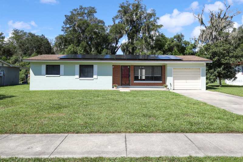 3 bedroom Single Family Residence at 506 S Elsasser Street, Laisy & Basso Resub, Deland — photo 1