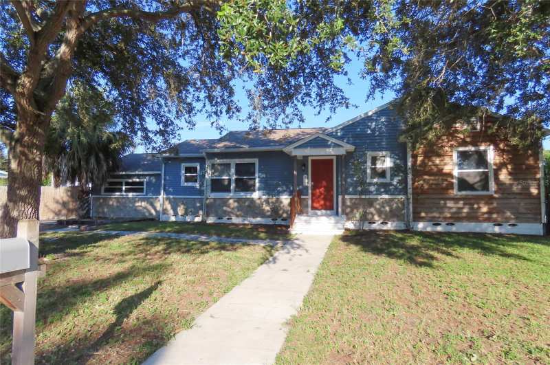 4 bedroom Single Family Residence at 101 N Glenwood Avenue, Crest Lake Sub, Clearwater — photo 1