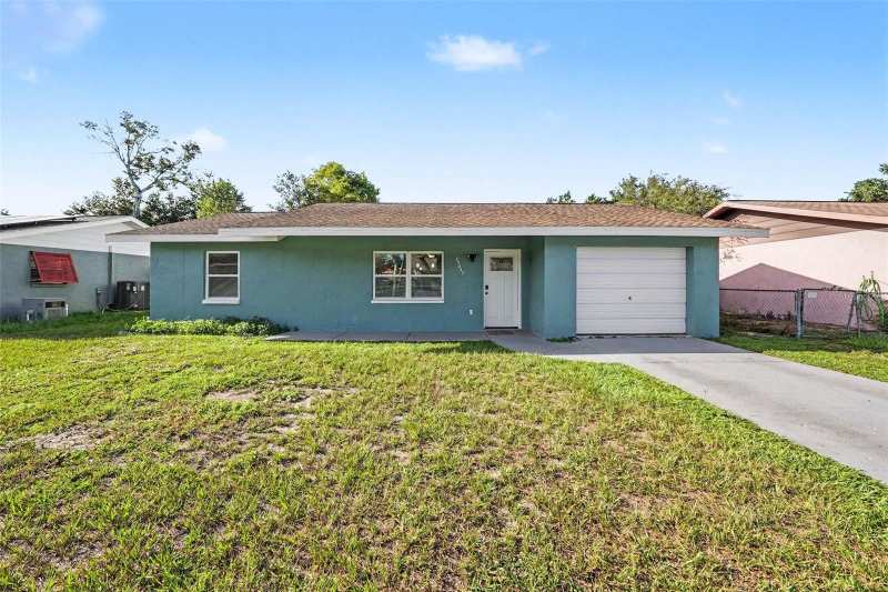4 bedroom Single Family Residence at 39443 8th Avenue, Sunset Estates #2 Pb 16 Pg 3-4 Lot 59, Zephyrhills — photo 1