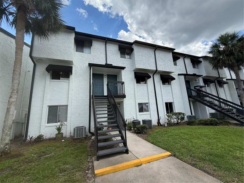 2 bedroom Condominium at 4111 S Semoran Boulevard #3, Avalon, Orlando — photo 1