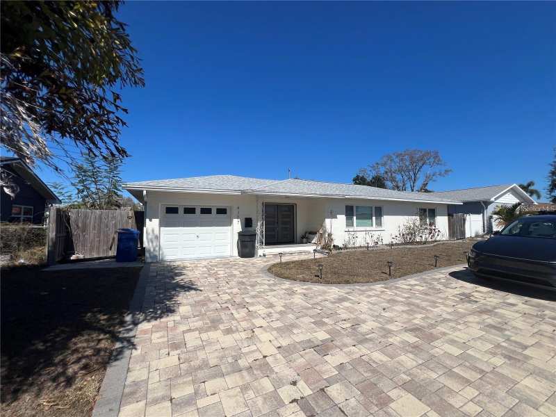 3 bedroom Single Family Residence at 4127 28th Avenue, Harshaw Sub, St Petersburg — photo 1
