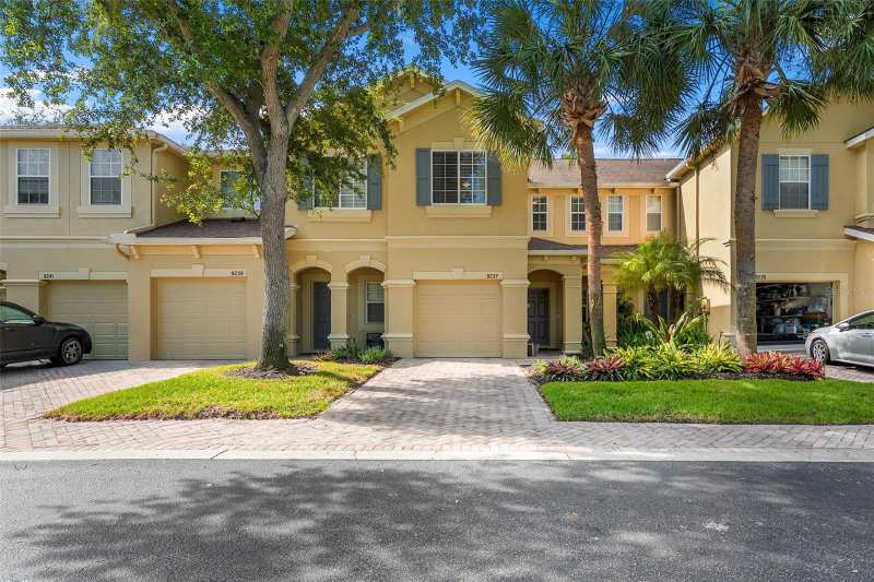 3 bedroom Townhouse at 9237 River Rock Lane, River Walk, Riverview — photo 1