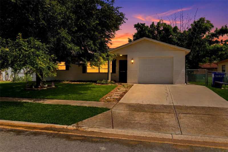3 bedroom Single Family Residence at 7819 Royal Stewart Drive, Ridgewood, New Port Richey — photo 1