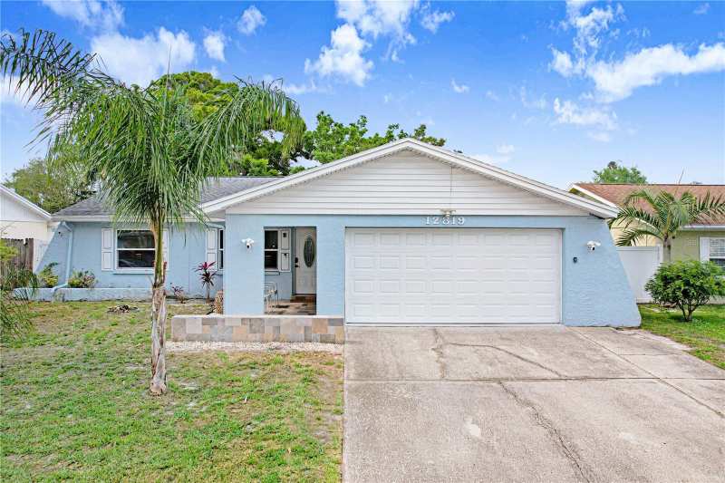 3 bedroom Single Family Residence at 12819 129th Terrace, Mill Pond, Largo — photo 1