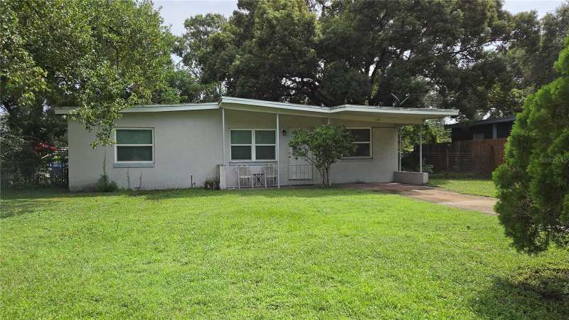 2 bedroom Single Family Residence at 110 Club Rd, Country Club Manor Unit 3 - No Hoa, Sanford — photo 1