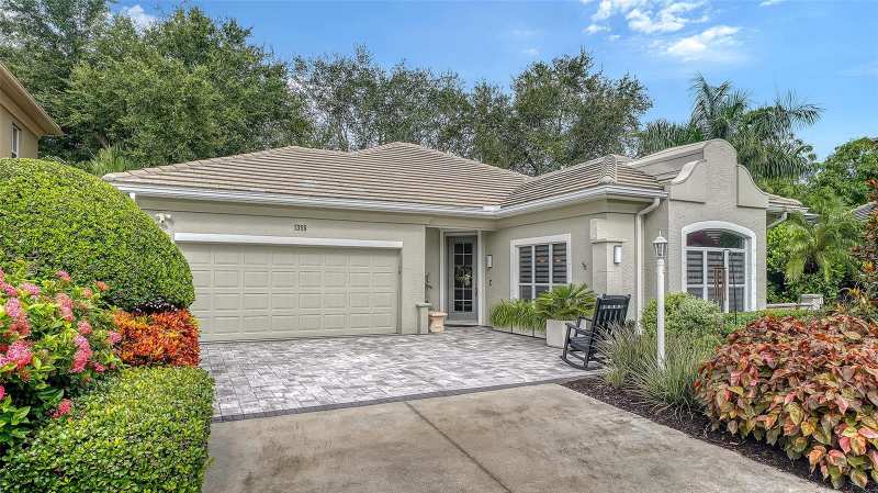 2 bedroom Single Family Residence at 1359 Tearose Place, Mandarin Park, Sarasota — photo 1