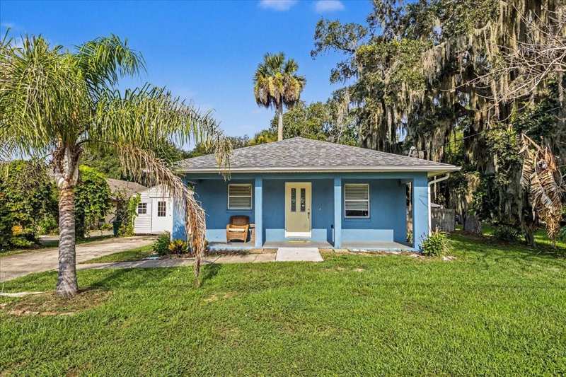 2 bedroom Single Family Residence at 156 Gaines Street, Wilsons Sub Blinn And Bradbury, Oak Hill — photo 1