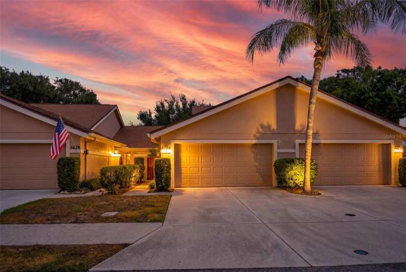 2 bedroom Villa at 5626 Monte Rosso Road, Riviera Club Village At Longwood Run Ph 02, Sarasota — photo 1