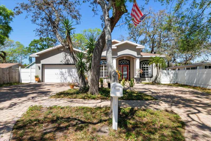 4 bedroom Single Family Residence at 5001 44th Avenue, Caledonia Sub, St Petersburg — photo 1