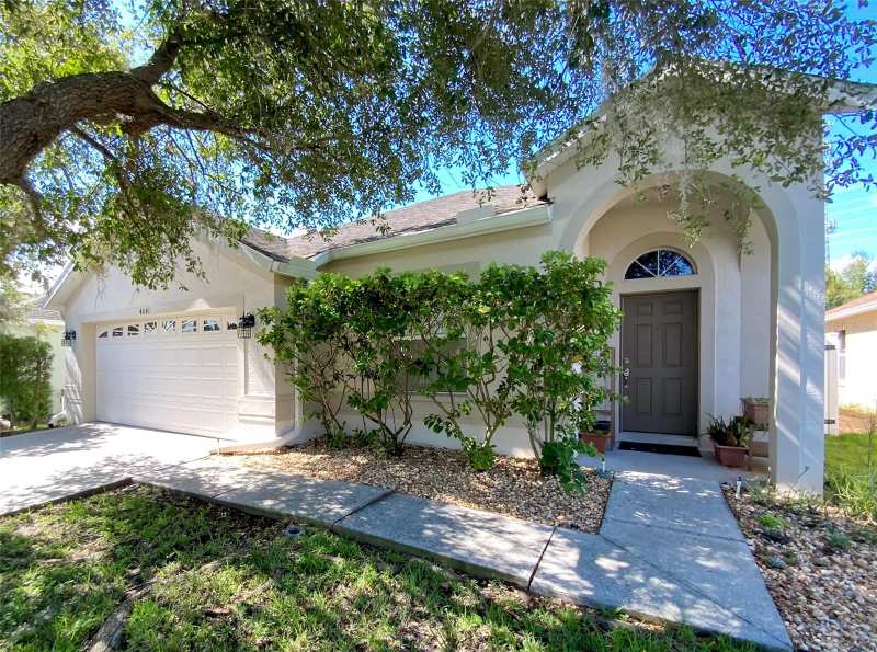 4 bedroom Single Family Residence at 4041 Langdrum Drive, Meadow Pointe 4 B-1 C-1-C-3, Wesley Chapel — photo 1