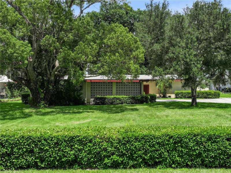 4 bedroom Single Family Residence at 1210 W Lake Hamilton Drive, Pollard Shores, Winter Haven — photo 1