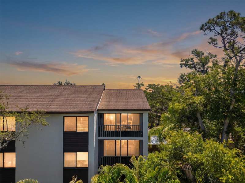 2 bedroom Condominium at 2746 Orchid Oaks Drive #301, Orchid Oaks I, Sarasota — photo 1