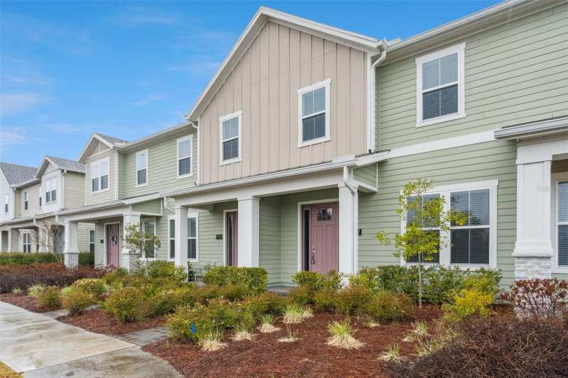 4 bedroom Townhouse at 6447 Cyrils Drive, Weslyn Park Ph 1, St Cloud — photo 1