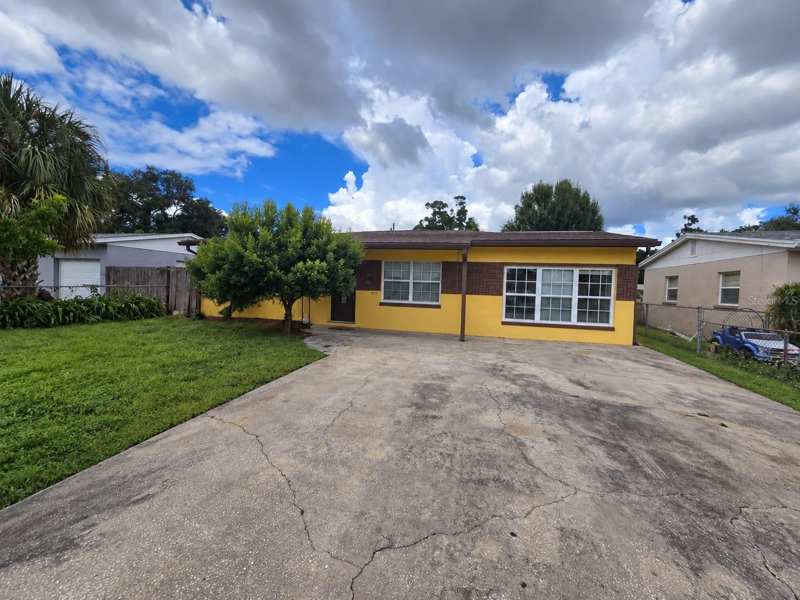 6 bedroom Single Family Residence at 5171 87th Avenue, Clairmont, Pinellas Park — photo 1