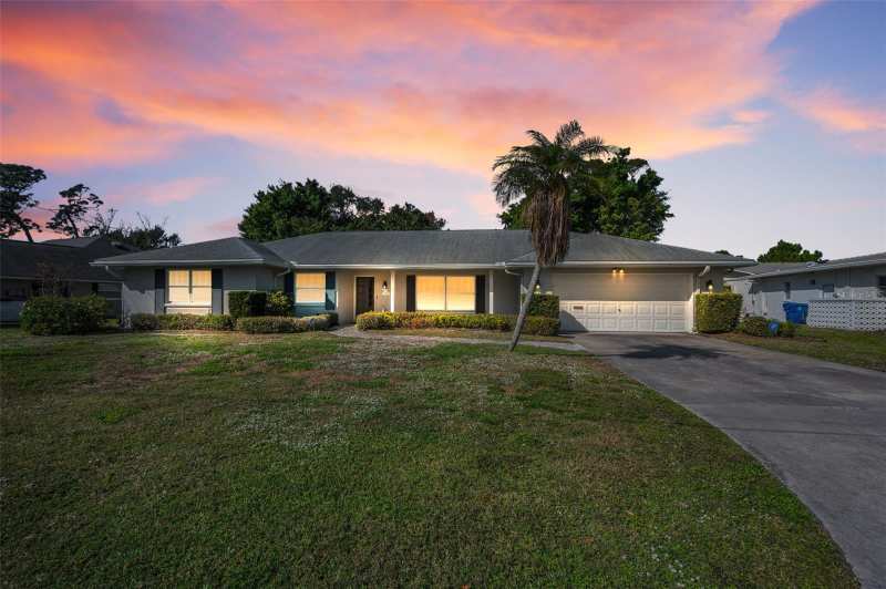 3 bedroom Single Family Residence at 4 Hibiscus Road, Belleair Estates Rev 3rd Add, Belleair — photo 1