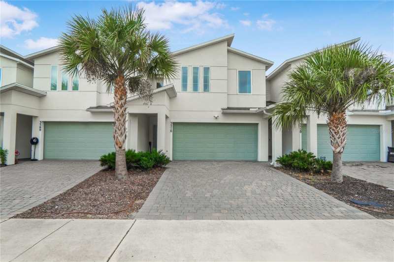 4 bedroom Townhouse at 3510 Beau Road, Bella Parc Twnhms, Kissimmee — photo 1
