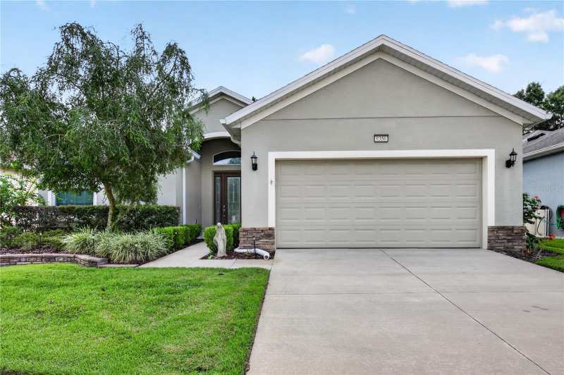 3 bedroom Single Family Residence at 8356 Bridgeport Bay Circle, Lakes/Mount Dora Ph 4A, Mount Dora — photo 1
