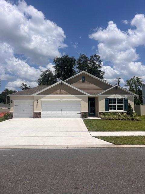 4 bedroom Single Family Residence at 4013 Bradbury Way, Bradbury Estates, Sanford — photo 1
