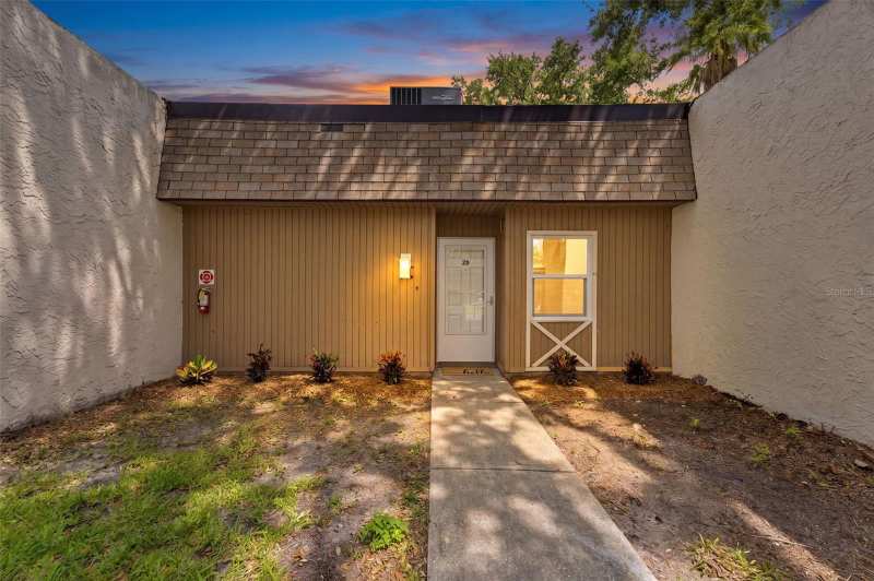 1 bedroom Condominium at 11511 113th Street #2D, Deerwood Gardens 1 Ph 3, Largo — photo 1