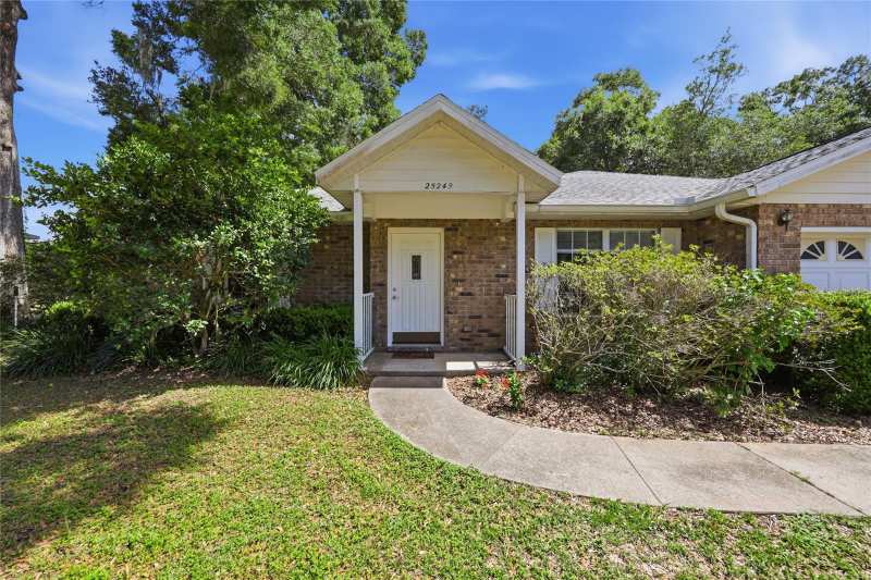 3 bedroom Single Family Residence at 25249 SW 18th Avenue, Replat Sylvania Terrace, Newberry — photo 1